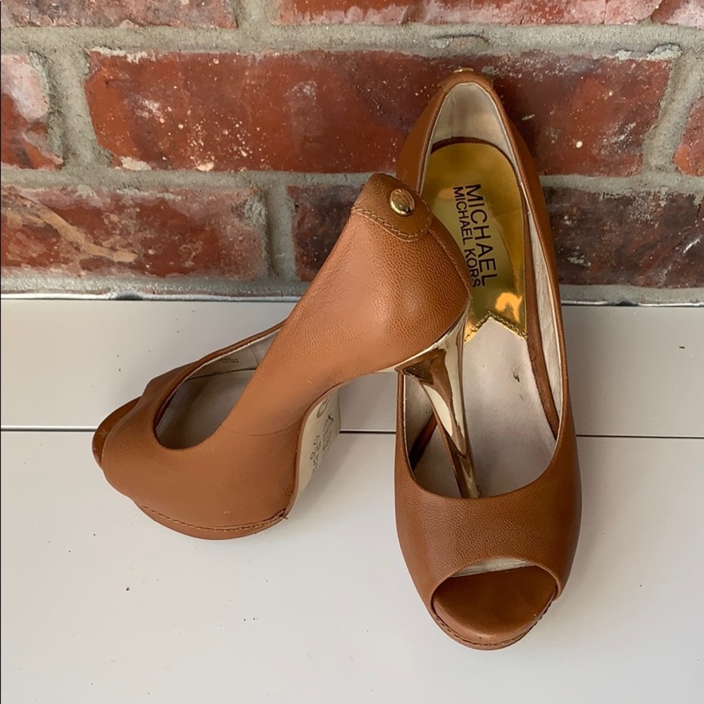 Michael Kors Peep Toe Platform Pump